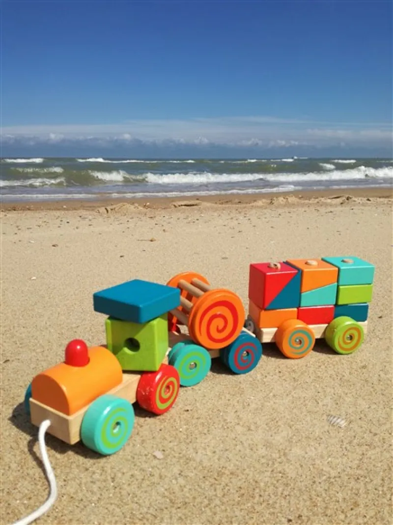 Egmont Toys húzható fa játék vonat építőelemekkel és csörgővel - Image 2