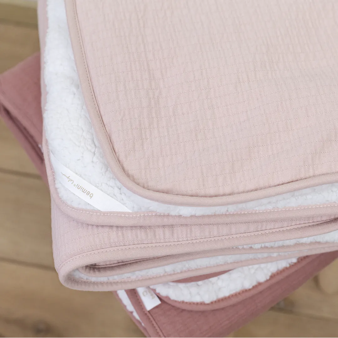 BEMINI Babatakaró, old rose, 75*100 cm, TOG 3.5 - Image 3