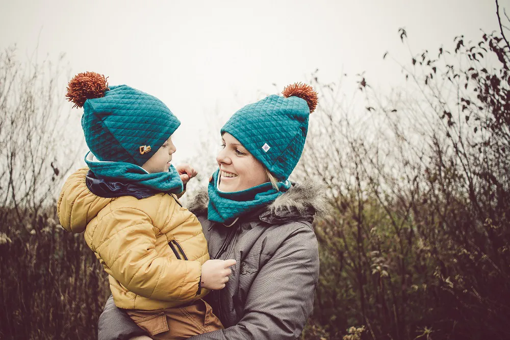 4BABIES "Steppelt petrol" téli sapka & sál szett - Image 3