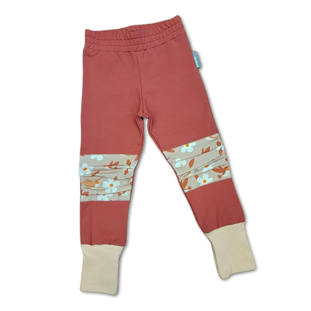 4BABIES Térdfoltos szabadidő nadrág, púderbarna & kolibri