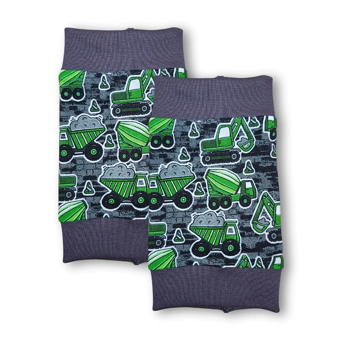 4BABIES Térdvédő, zöld munkagépek