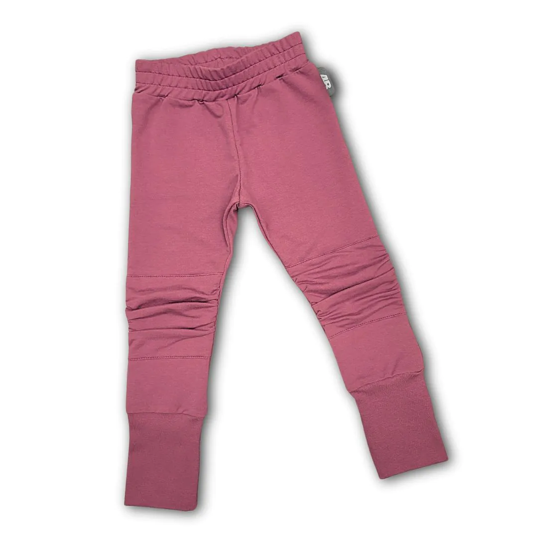 4BABIES "Rosszcsont" térdfoltos szabadidő nadrág, mályva