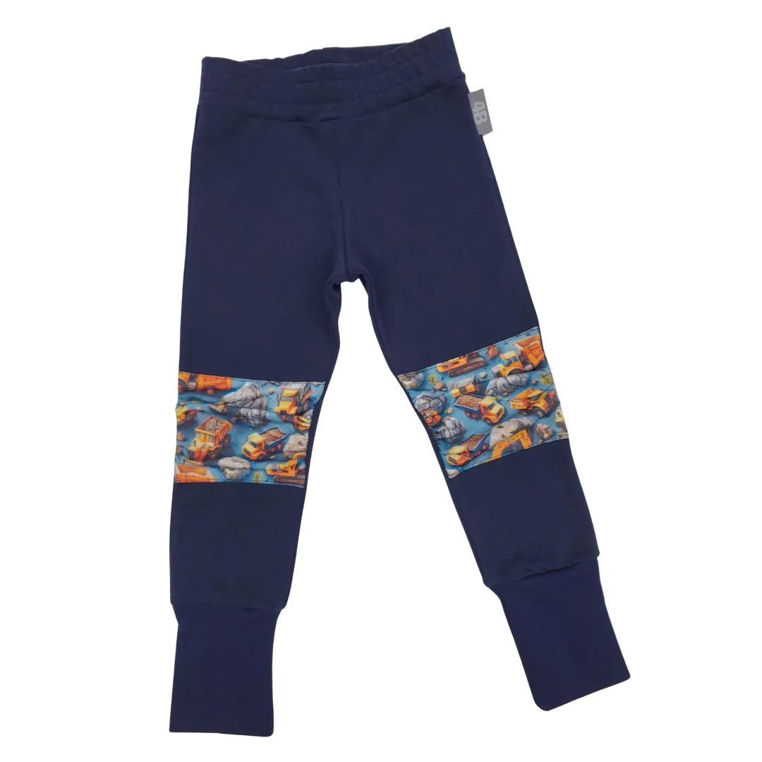4BABIES "Rosszcsont" térdfoltos szabadidő nadrág, sötétkék & Bányagépek